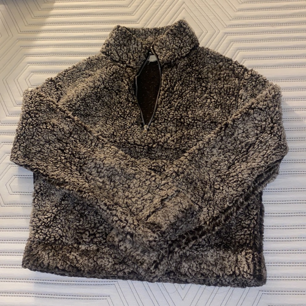 Garage Cropped Sherpa Size M